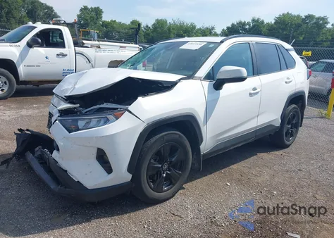 2021 Toyota Rav4 Xle из США, поврежденный, VIN 2T3P1RFV6MC216571